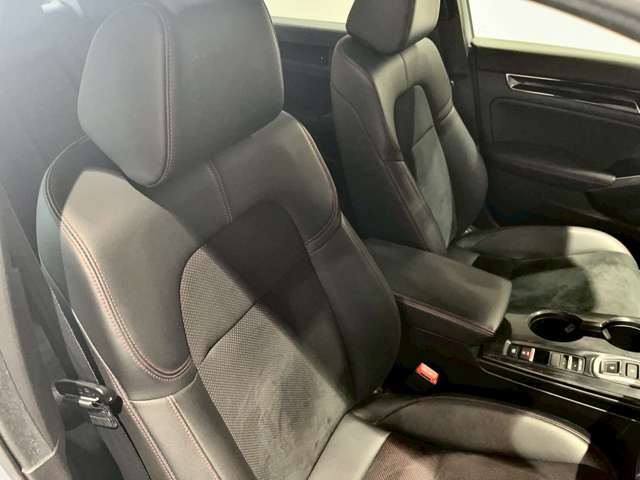 ホンダ シビック　ハイブリッド ２．０ Ｅ：ＨＥＶ R4年 (近畿) 99