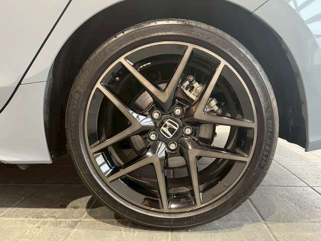 ホンダ シビック　ハイブリッド ２．０ Ｅ：ＨＥＶ R4年 (近畿) 99