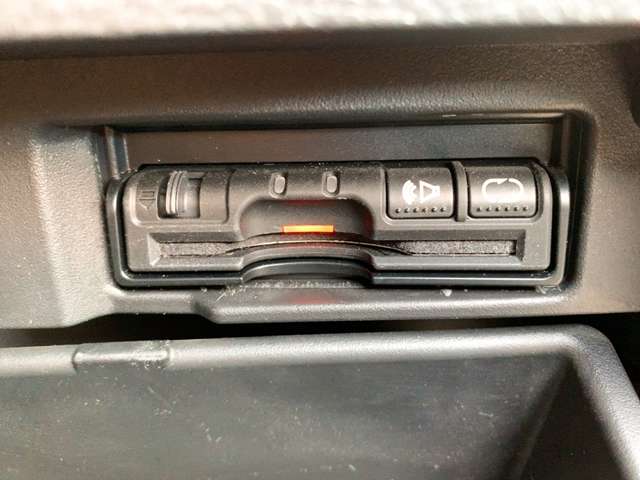 日産 セレナ ２．０ ハイウェイスター Ｇ Ｓ－ＨＹＢＲＩＤ H25年 (九州・沖縄) 99