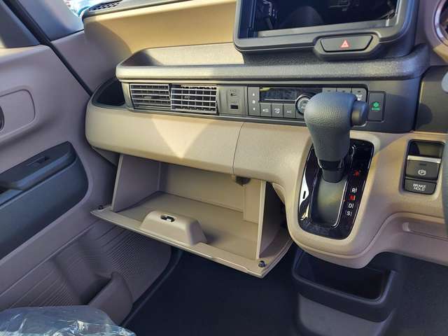 ホンダ Ｎ　ＢＯＸ ジョイ ６６０ ２トーン R6年 (九州・沖縄) 99