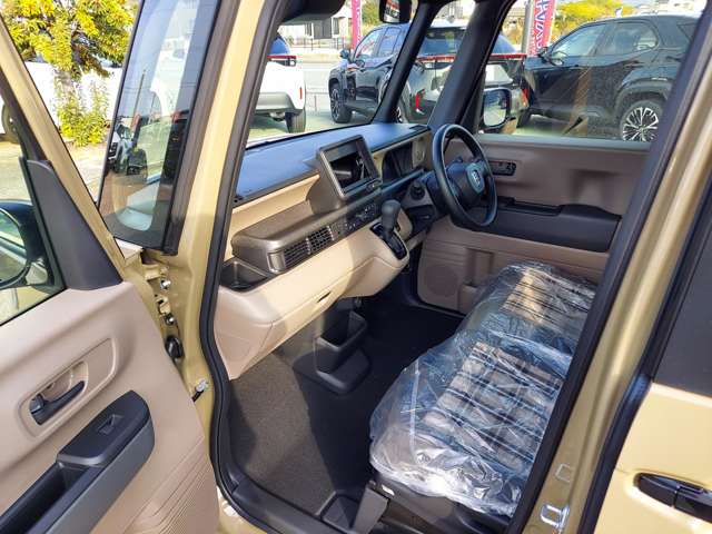 ホンダ Ｎ　ＢＯＸ ジョイ ６６０ ２トーン R6年 (九州・沖縄) 99