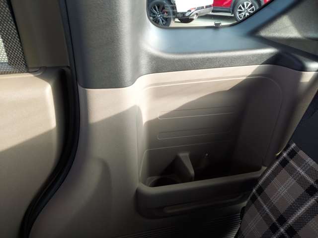 ホンダ Ｎ　ＢＯＸ ジョイ ６６０ ２トーン R6年 (九州・沖縄) 99