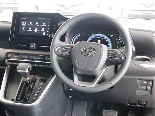トヨタ ヴォクシー １．８ ハイブリッド Ｓ－Ｚ R7年 (東海) 99