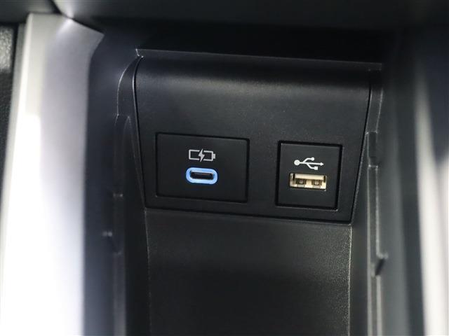 トヨタ ヴォクシー １．８ ハイブリッド Ｓ－Ｚ R7年 (東海) 99