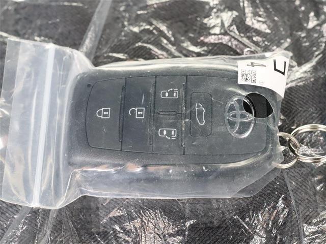 トヨタ ヴォクシー １．８ ハイブリッド Ｓ－Ｚ R7年 (東海) 99