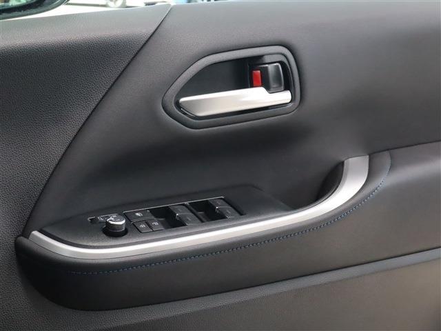 トヨタ ヴォクシー １．８ ハイブリッド Ｓ－Ｚ R7年 (東海) 99