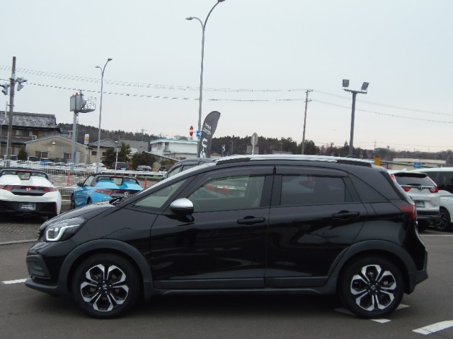 ホンダ フィット　ハイブリッド １．５ Ｅ：ＨＥＶ クロスター R2年 (東海) 99