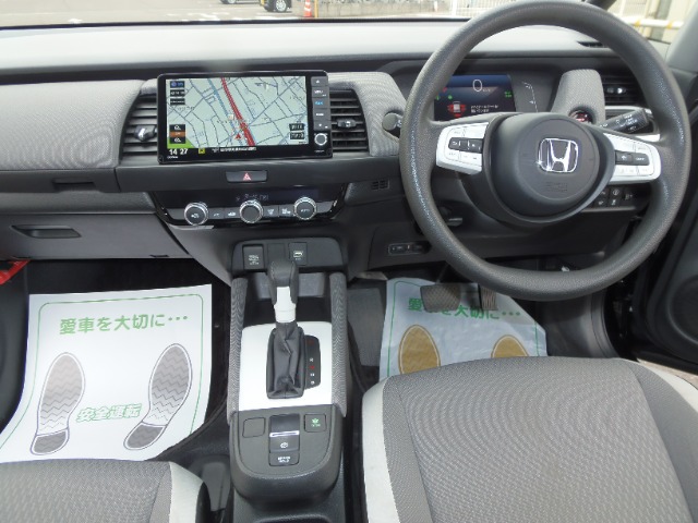 ホンダ フィット　ハイブリッド １．５ Ｅ：ＨＥＶ クロスター R2年 (東海) 99