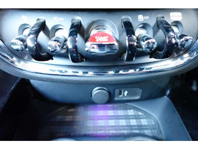 ミニ ミニクラブマン クーパー Ｓ ＤＣＴ R2年 (近畿) 99