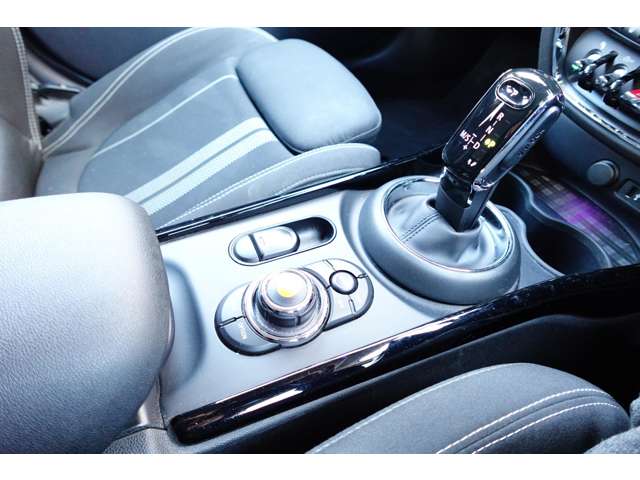 ミニ ミニクラブマン クーパー Ｓ ＤＣＴ R2年 (近畿) 99