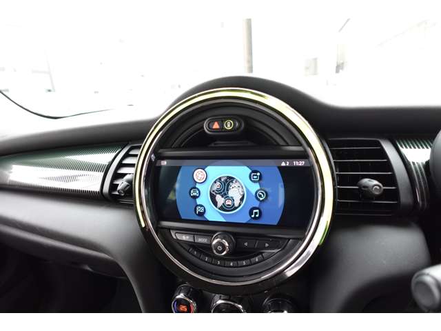 ミニ ミニ クーパー ３ドア ６０イヤーズ エディション ＤＣＴ R2年 (近畿) 99