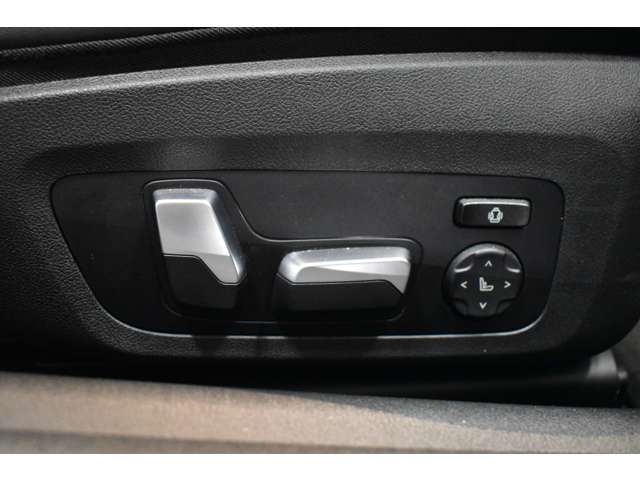 ＢＭＷ Ｍ４クーペ コンペティション R4年 (関東) 99