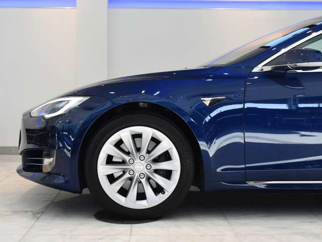 テスラ モデルＳ １００Ｄ H30年 (関東) 99