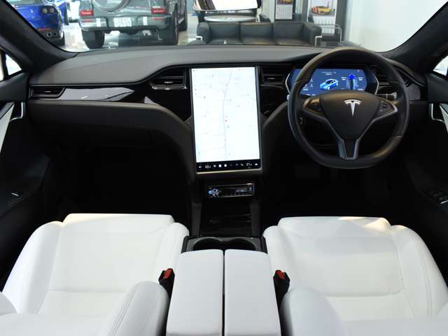 テスラ モデルＳ １００Ｄ H30年 (関東) 99