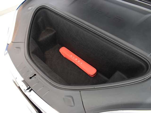 テスラ モデルＳ １００Ｄ H30年 (関東) 99