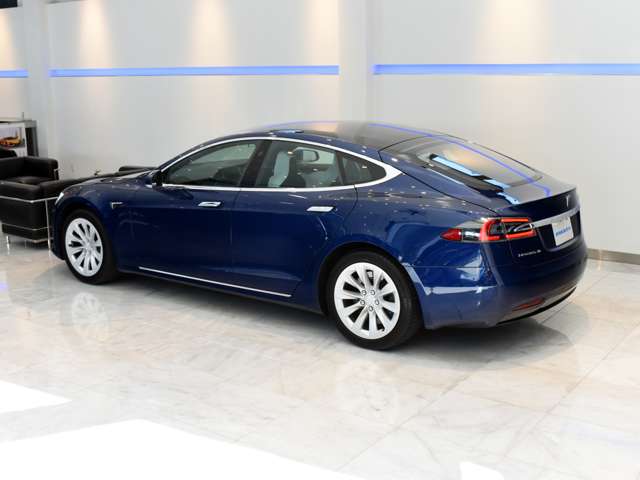 テスラ モデルＳ １００Ｄ H30年 (関東) 99