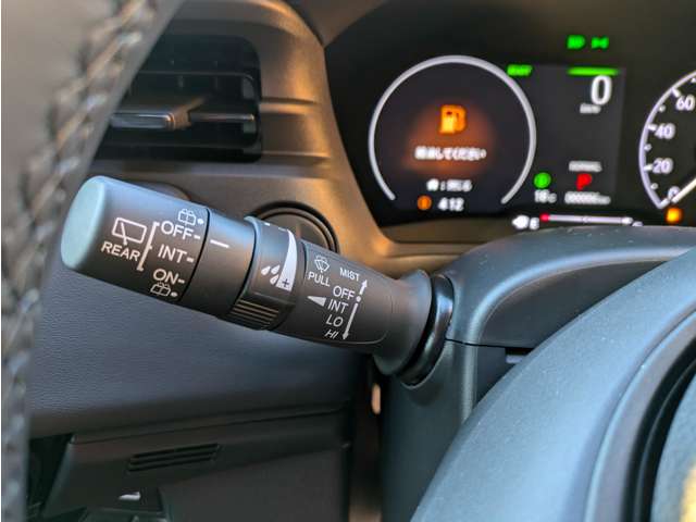 ホンダ ヴェゼル １．５ Ｅ：ＨＥＶ Ｘ R6年 (関東) 99