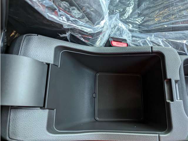 ホンダ ヴェゼル １．５ Ｅ：ＨＥＶ Ｘ R6年 (関東) 99