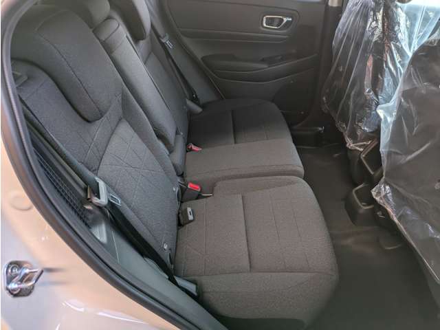 ホンダ ヴェゼル １．５ Ｅ：ＨＥＶ Ｘ R6年 (関東) 99