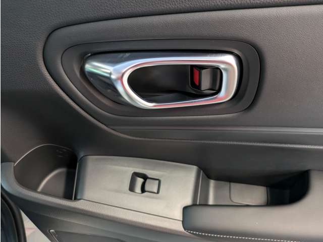 ホンダ ヴェゼル １．５ Ｅ：ＨＥＶ Ｘ R6年 (関東) 99