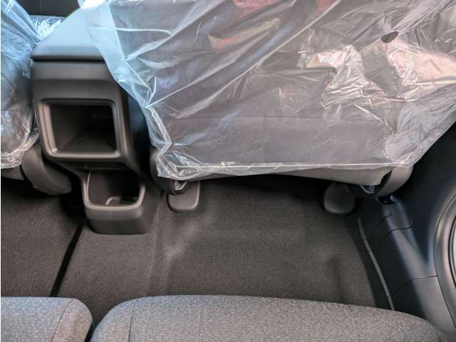 ホンダ ヴェゼル １．５ Ｅ：ＨＥＶ Ｘ R6年 (関東) 99