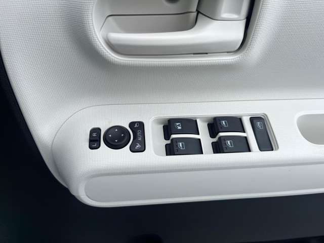 ダイハツ ムーヴ　キャンバス ６６０ ストライプス Ｘ R6年 (関東) 99