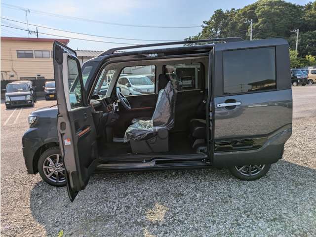 ダイハツ タント ６６０ ファンクロス R6年 (関東) 99