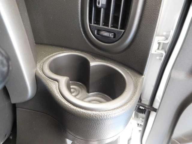 日産 キューブ １．５ １５Ｘ Ｖセレクション H30年 (九州・沖縄) 99