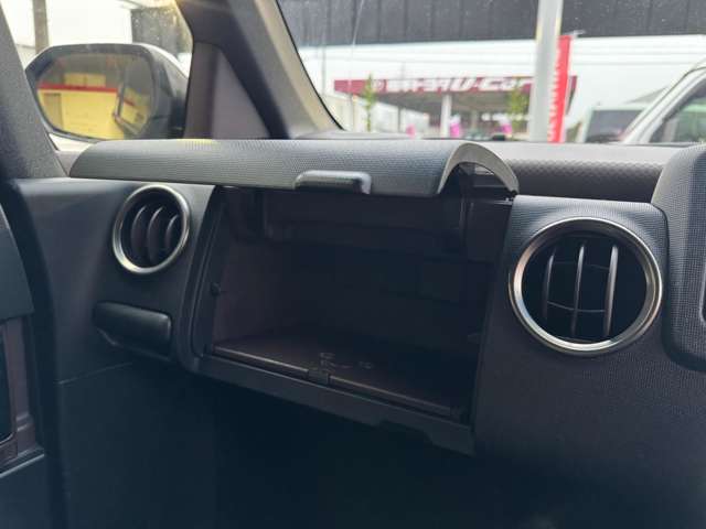 トヨタ スペイド １．５ Ｆ H28年 (東北) 99