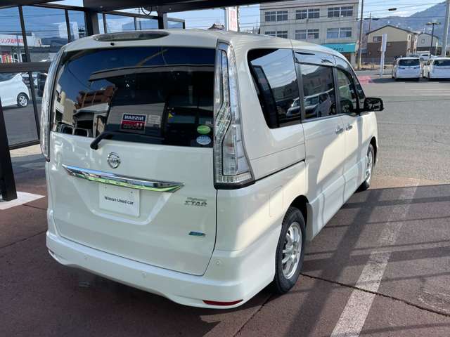 日産 セレナ ２．０ ハイウェイスター Ｖセレクション＋ＳＡＦＥＴＹＩＩ ４ＷＤ H27年 (東北) 99