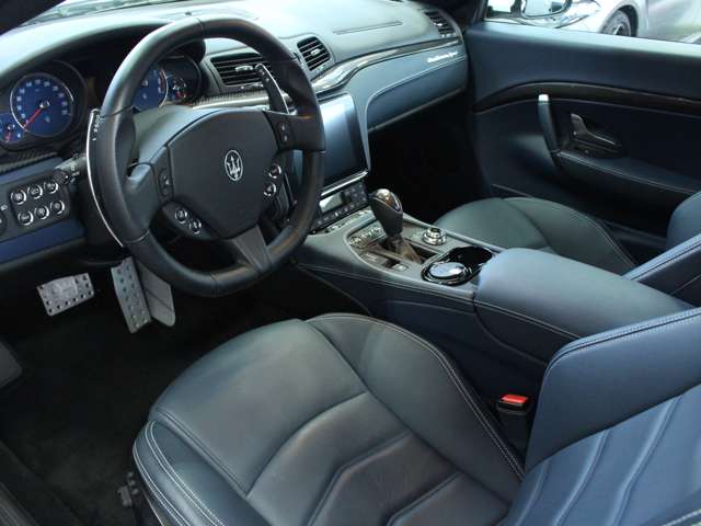 マセラティ グラントゥーリズモ スポーツ R1年 (関東) 99