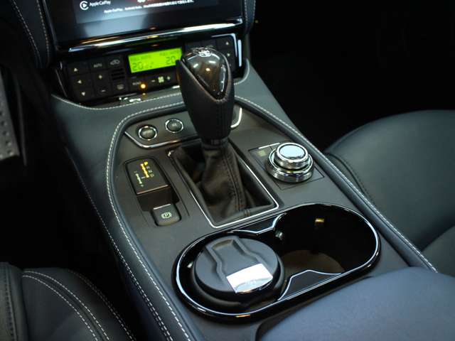 マセラティ グラントゥーリズモ スポーツ R1年 (関東) 99