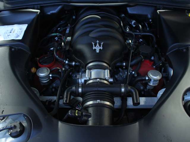 マセラティ グラントゥーリズモ スポーツ R1年 (関東) 99