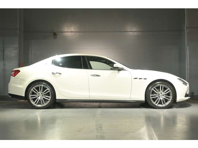 マセラティ ギブリ Ｓ H29年 (関東) 99