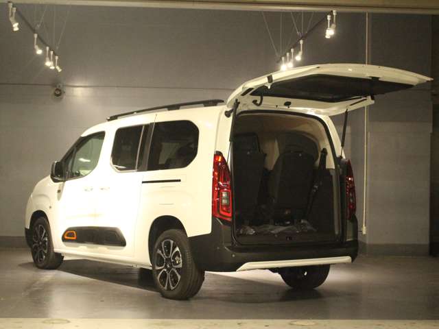 シトロエン ベルランゴ ＰＵＲＥＴＥＣＨ１３０ Ｓ＆Ｓ ＥＡＴ８ ＸＴＲ R6年 (関東) 99