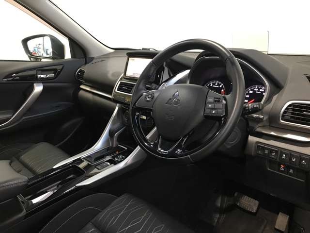 三菱 エクリプス　クロス １．５ Ｇ ４ＷＤ H30年 (北海道) 99