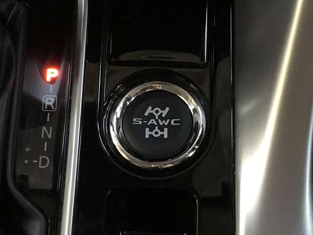 三菱 エクリプス　クロス １．５ Ｇ ４ＷＤ H30年 (北海道) 99