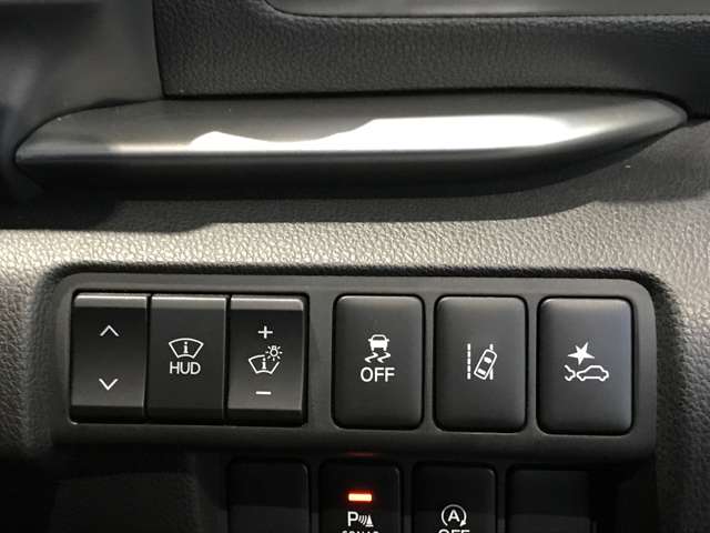 三菱 エクリプス　クロス １．５ Ｇ ４ＷＤ H30年 (北海道) 99