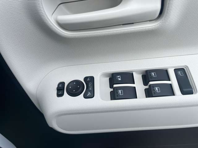 ダイハツ ムーヴ　キャンバス ６６０ ストライプス Ｘ R6年 (関東) 99