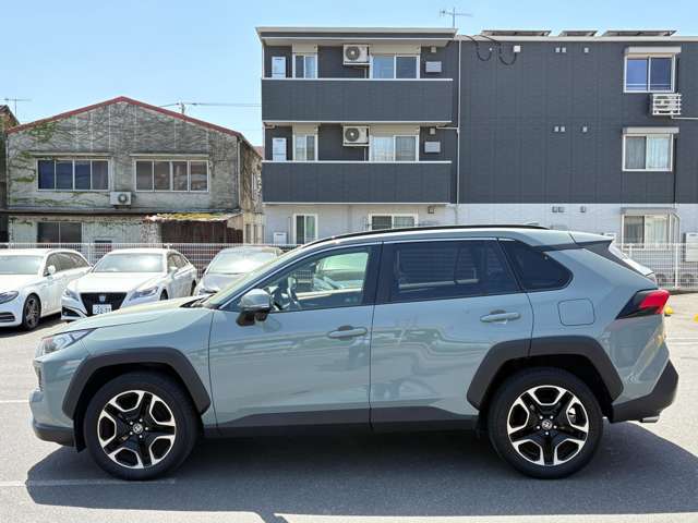 トヨタ ＲＡＶ４ ２．０ アドベンチャー ４ＷＤ R2年 (中国) 99