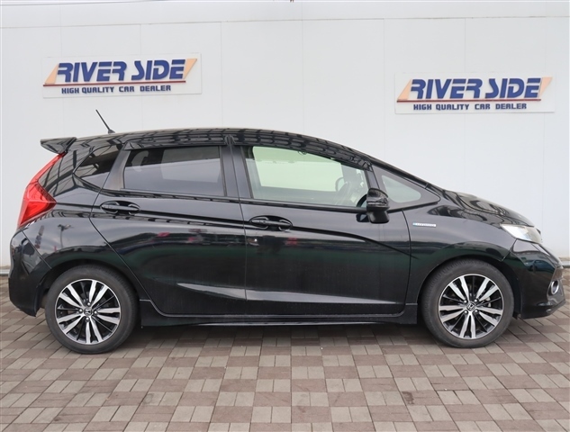 ホンダ フィット　ハイブリッド １．５ ハイブリッド Ｓ ホンダセンシング H30年 (関東) 99