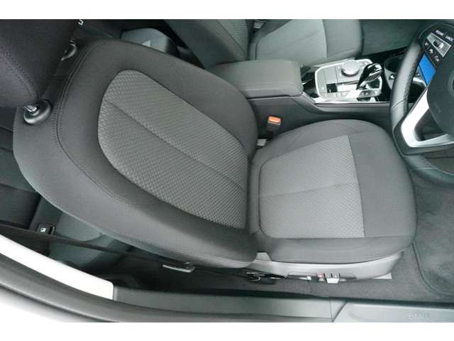 ＢＭＷ １シリーズ １１８Ｄ プレイ ディーゼルターボ R6年 (近畿) 99