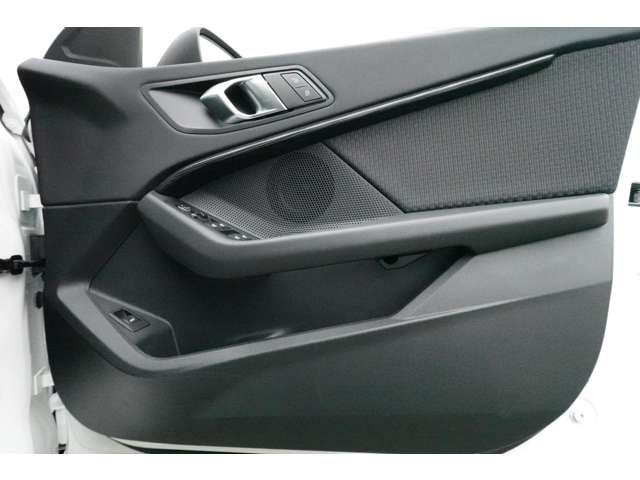 ＢＭＷ １シリーズ １１８Ｄ プレイ ディーゼルターボ R6年 (近畿) 99