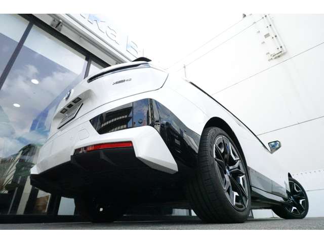 ＢＭＷ ｉＸ Ｘドライブ４０ ４ＷＤ R5年 (近畿) 99