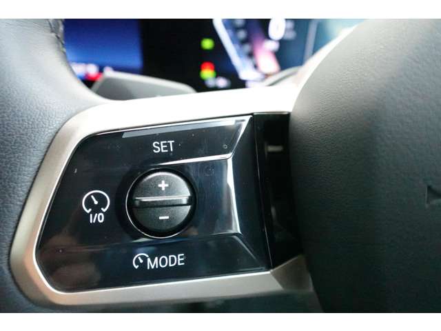 ＢＭＷ ｉＸ Ｘドライブ４０ ４ＷＤ R5年 (近畿) 99