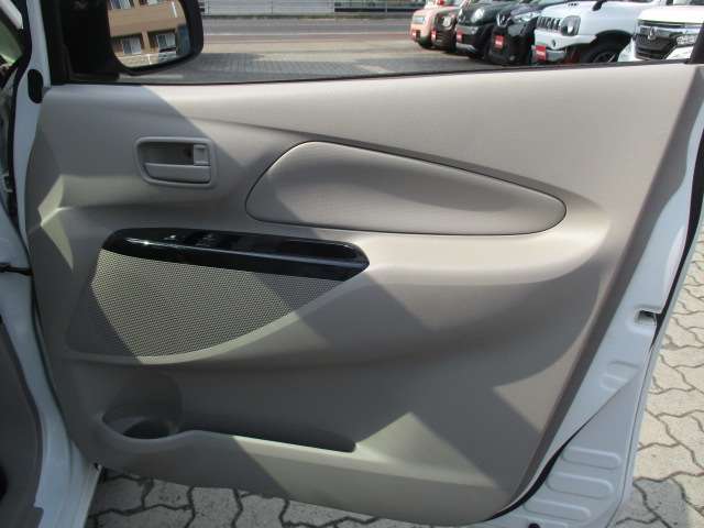 日産 デイズ ６６０ Ｓ H28年 (中国) 99