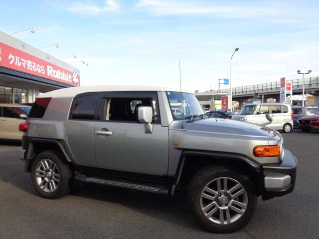 トヨタ ＦＪ　クルーザー ４．０ カラーパッケージ ４ＷＤ H23年 (中国) 99