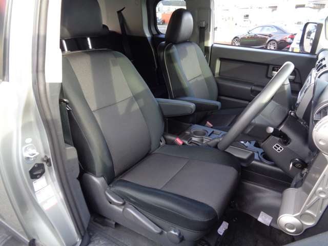 トヨタ ＦＪ　クルーザー ４．０ カラーパッケージ ４ＷＤ H23年 (中国) 99