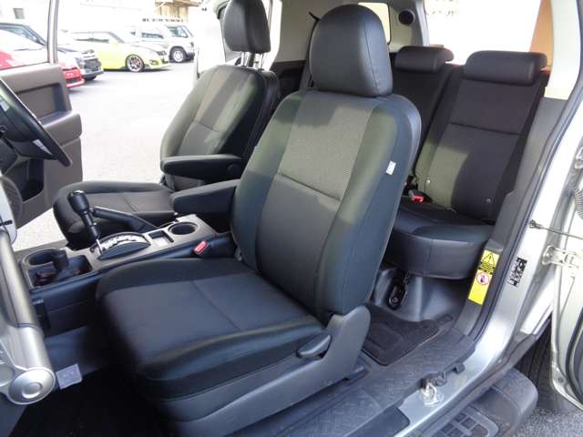 トヨタ ＦＪ　クルーザー ４．０ カラーパッケージ ４ＷＤ H23年 (中国) 99