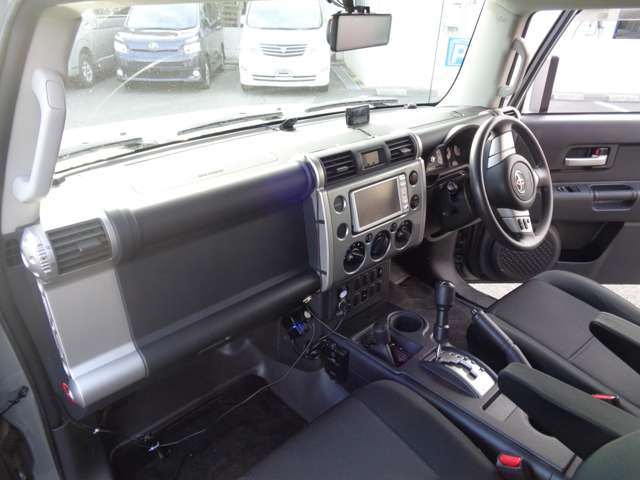 トヨタ ＦＪ　クルーザー ４．０ カラーパッケージ ４ＷＤ H23年 (中国) 99